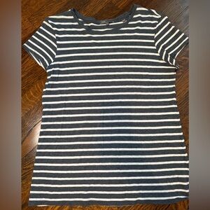 Vince T shirt Large